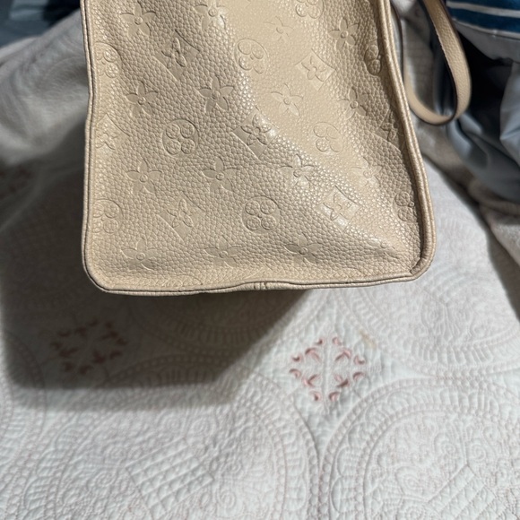 Structured Tote in Light Beige with Floral Embossing - Picture 7 of 9
